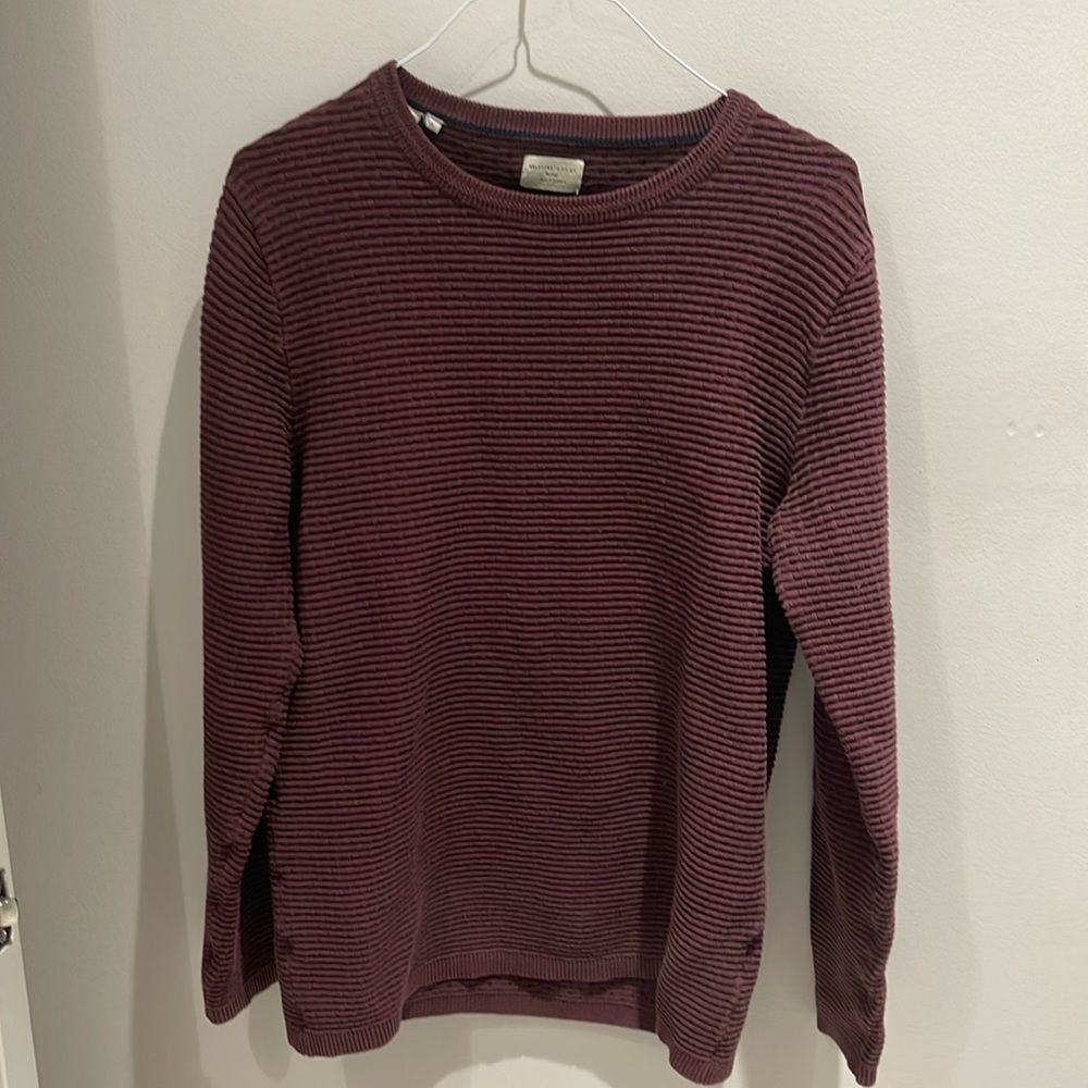 Medium sweater men’s extra large